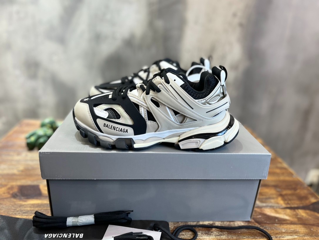 031 52123155 SIZE 35-46