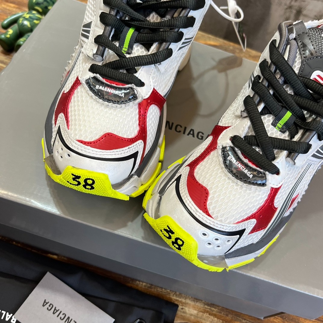 018 50123150 SIZE 35-46