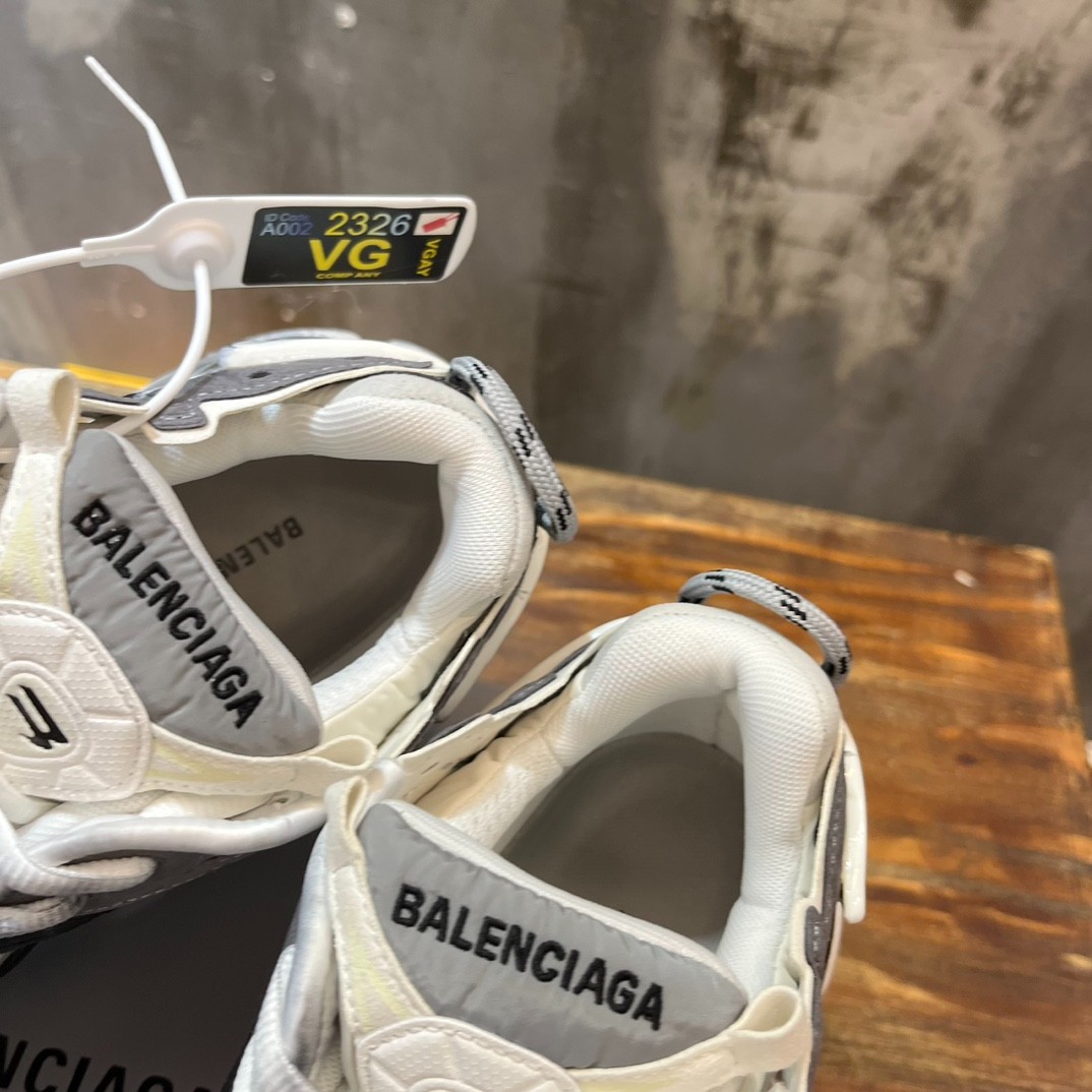 016 50123150 SIZE 35-46
