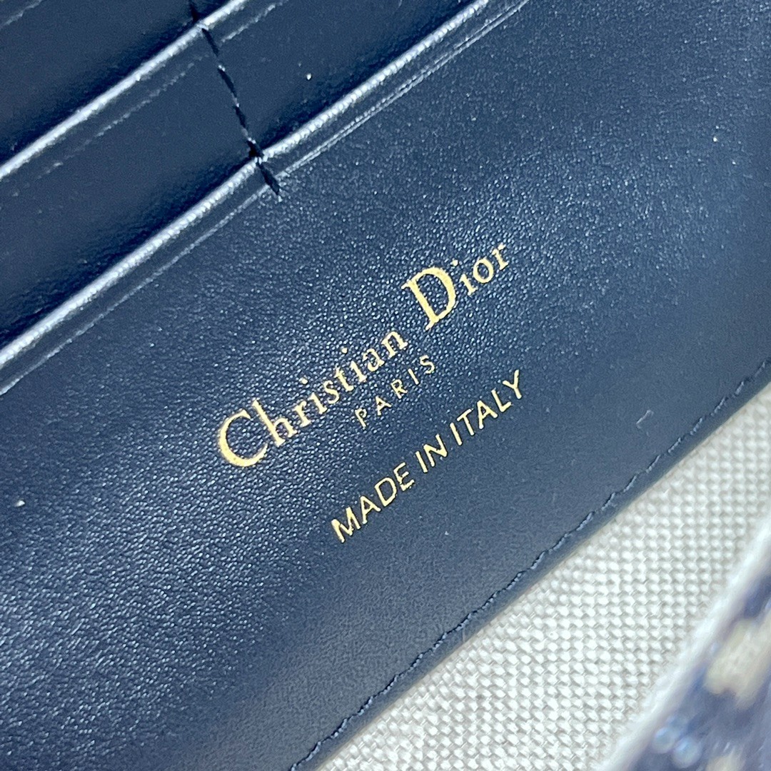 118 57123167 （21.5×12×4cm）