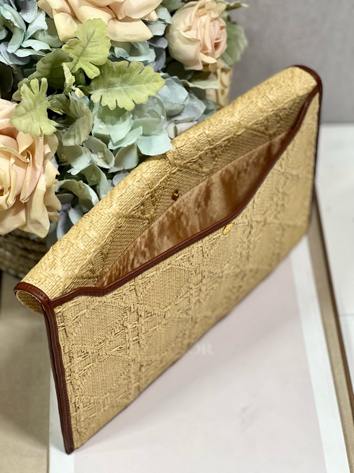 001 50123150 (30×18×2cm)