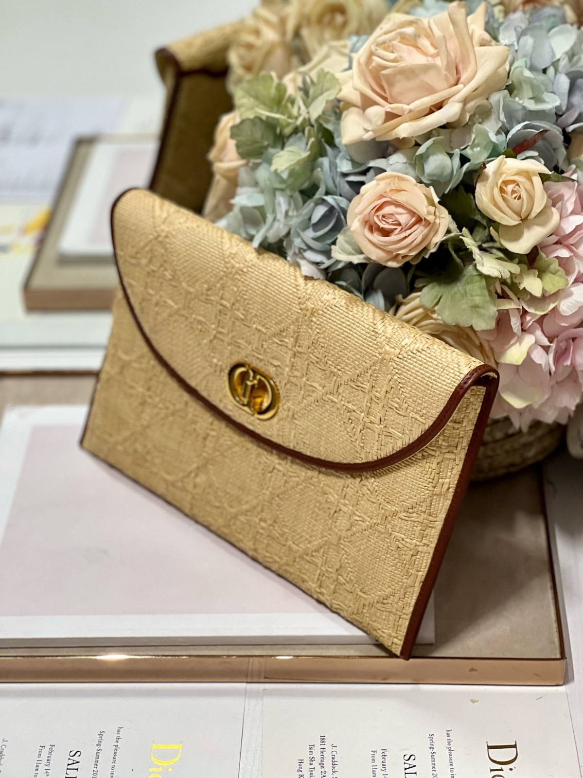 001 50123150 (30×18×2cm)