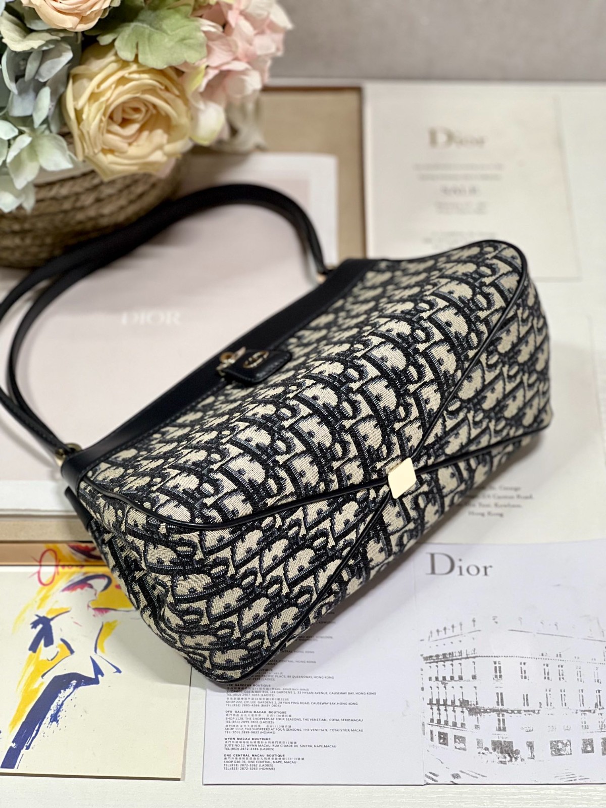 089 77123213 （30×16.5×13cm）