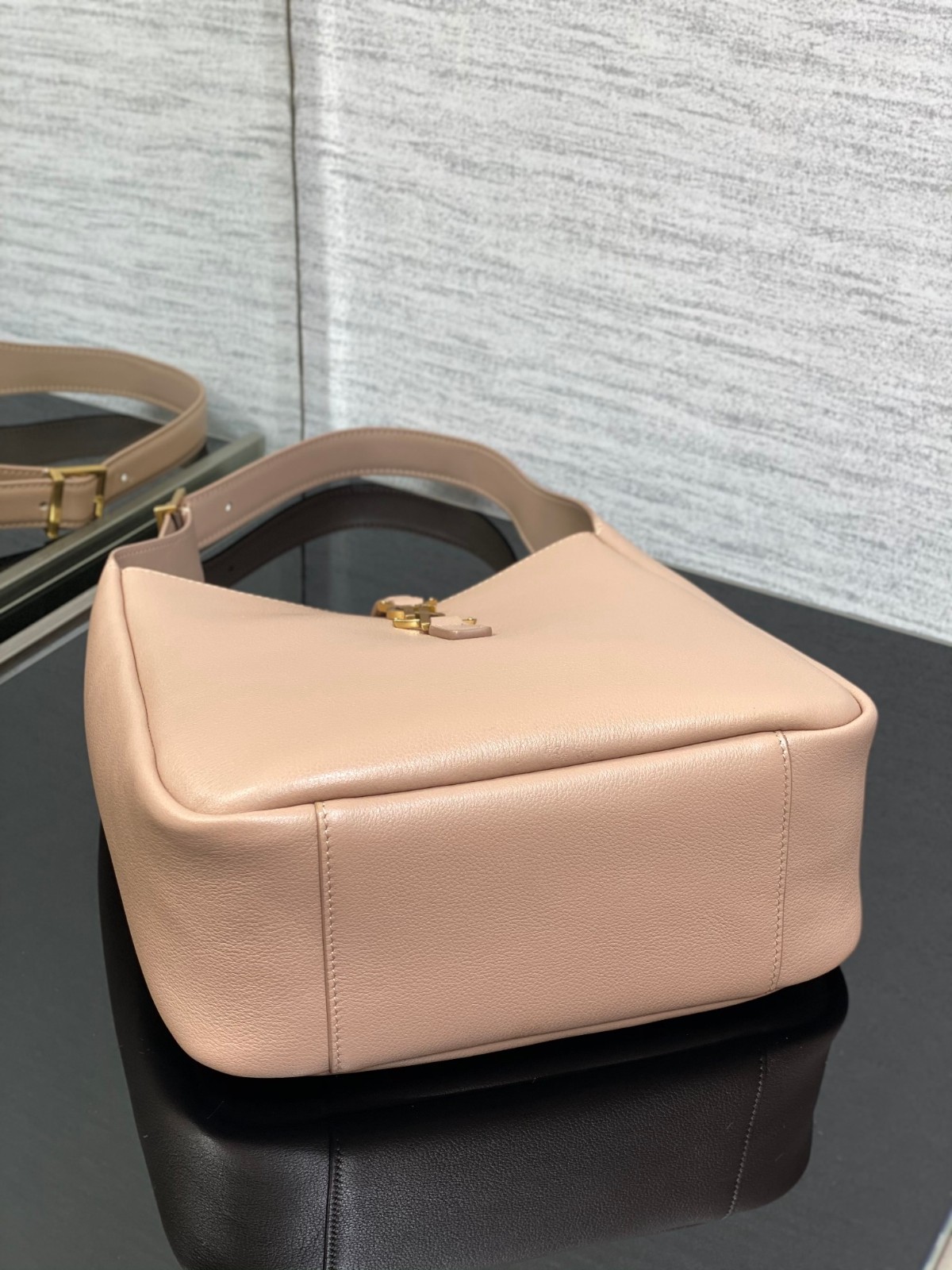 068 044#204-YSL-Bags-02-2023SS