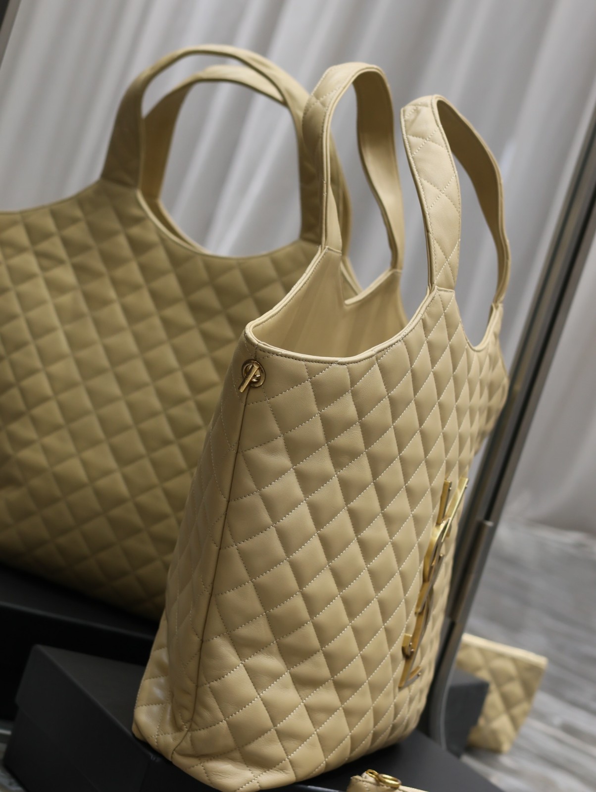 007 007#204-YSL-Bags-03-2023SS