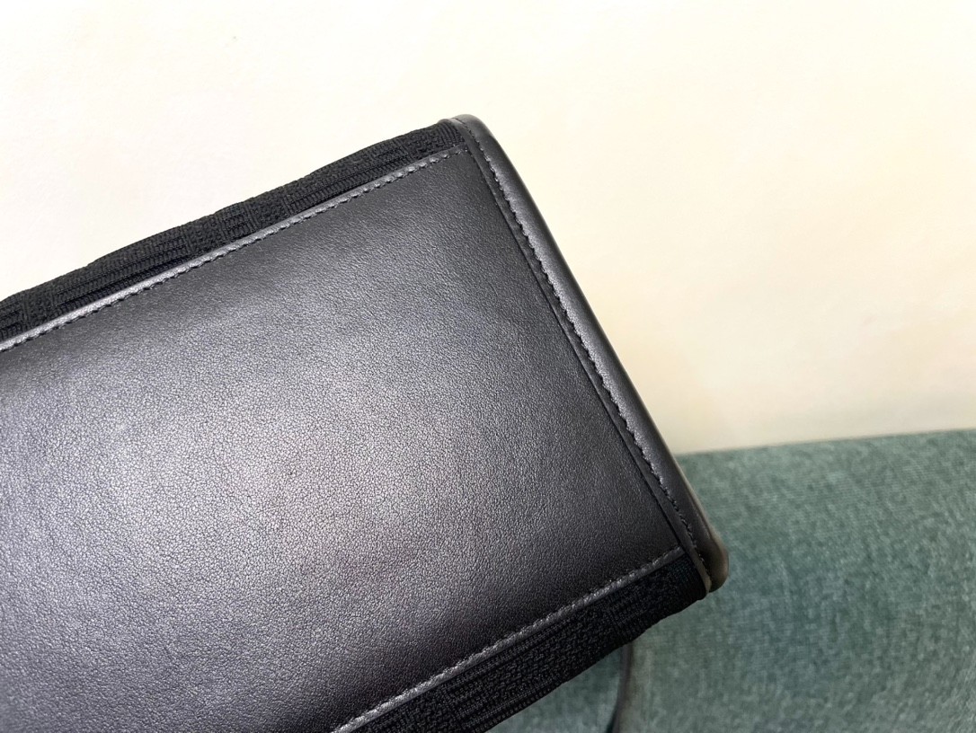 101 75123208 （35x17x31cm）
