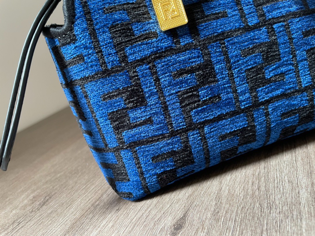045 56123164 （18.5X8.5X17cm）