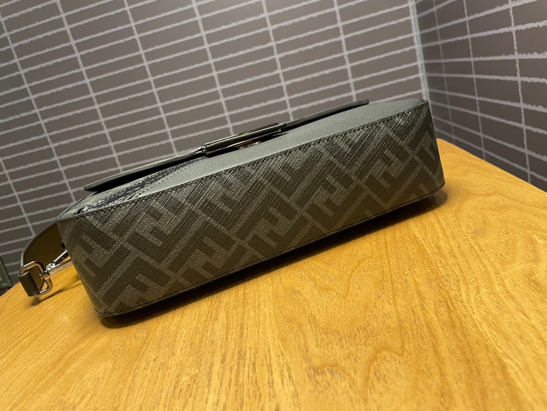 019 55123162 （26x13x6cm）