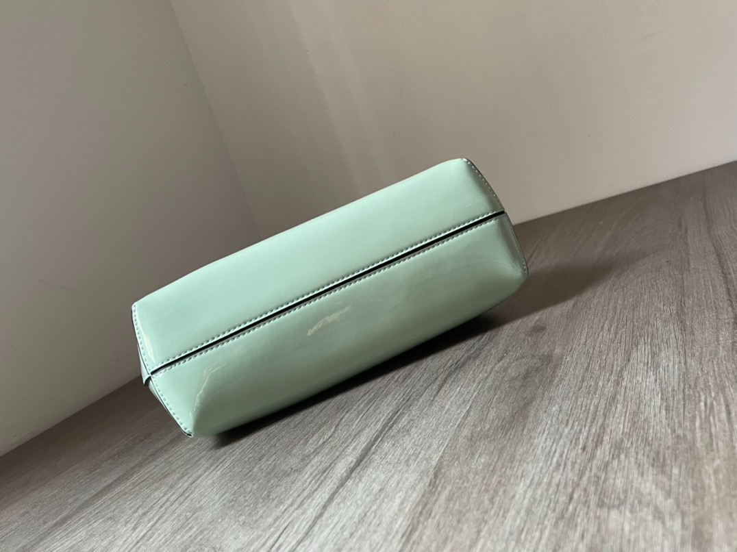 012 65123185（26x9.5x18cm）