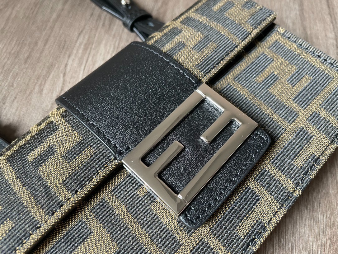 073 54123160 （16x11x2.5cm）