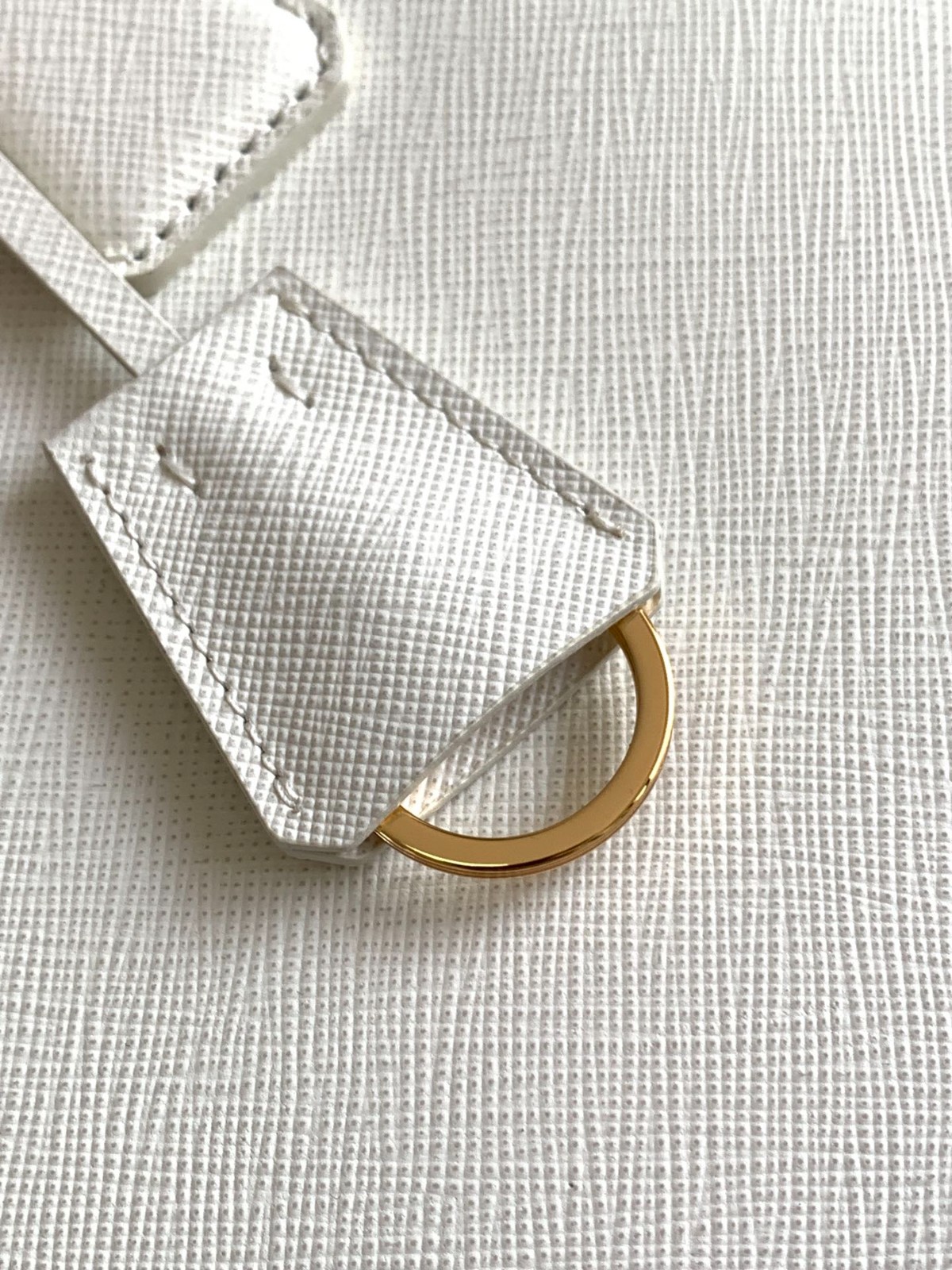 100 80123220 (33X24x15cm)