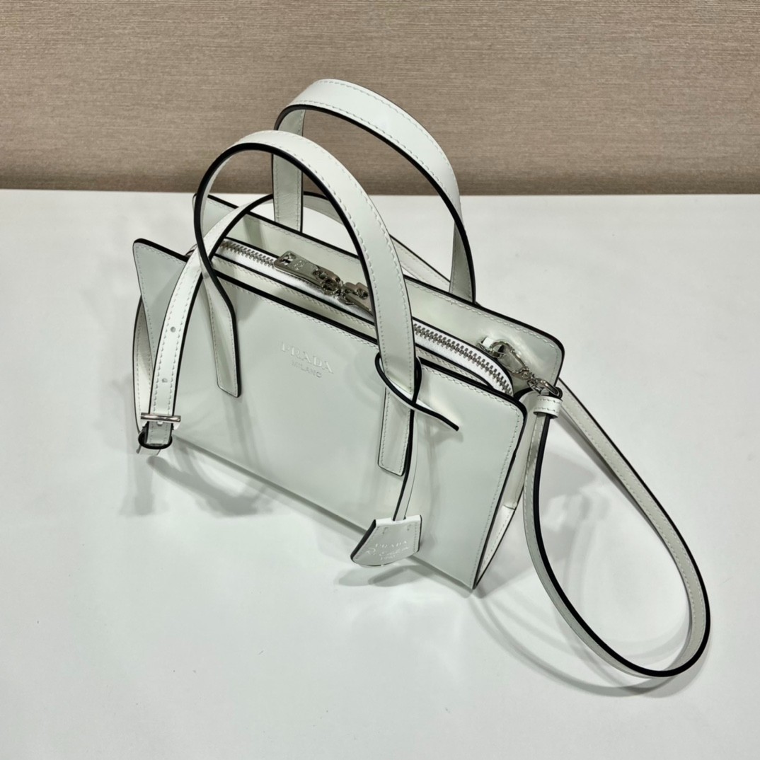 084 64123183 (22x15x6.5cm)