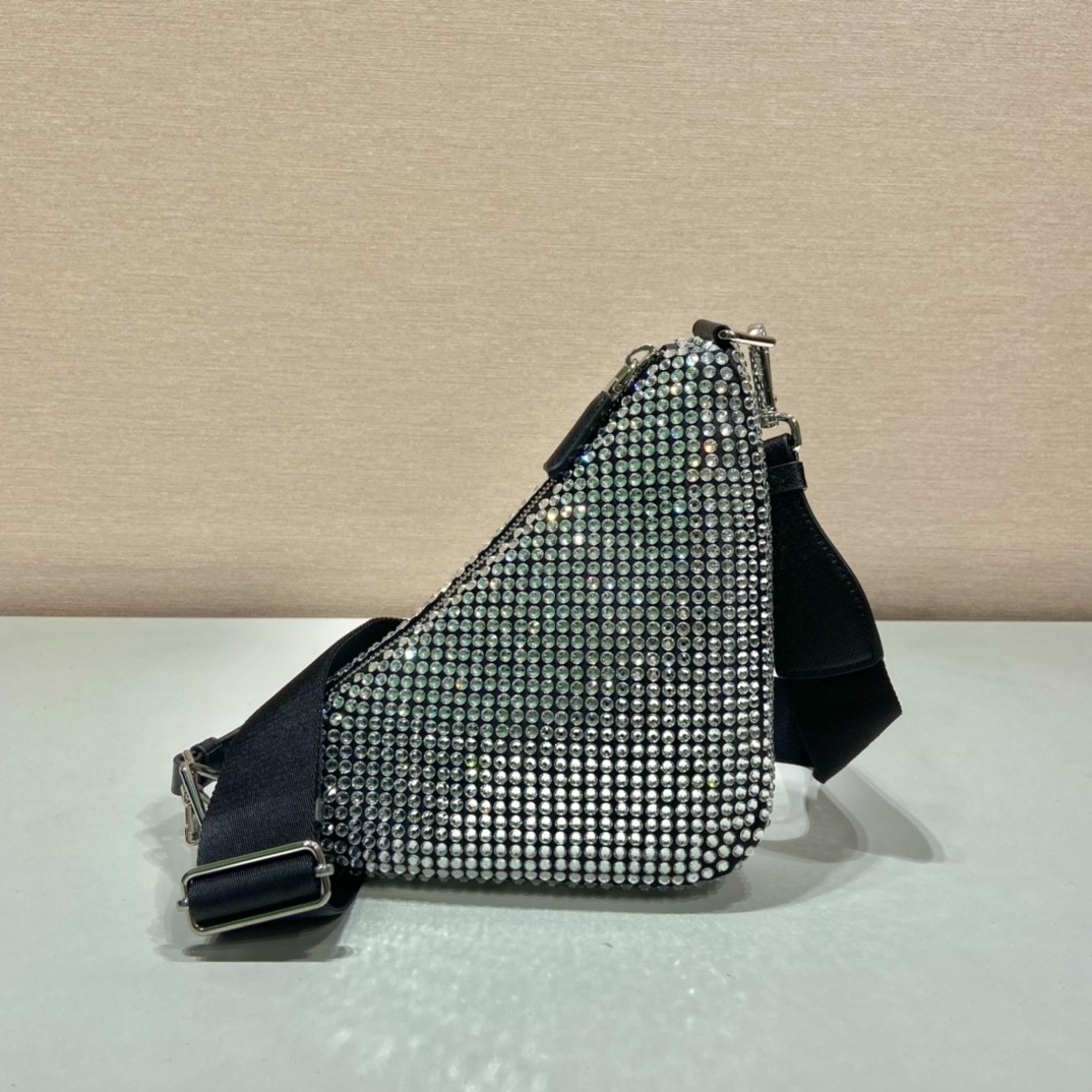 059 58123169 (26x14x12cm)