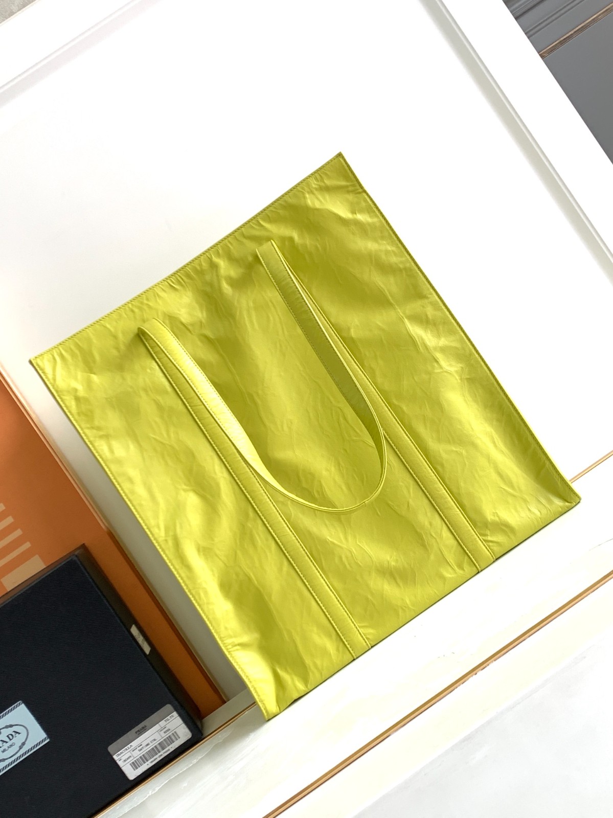 066 92123248 (36x39x13cm) 80123220 (30x30x8.5cm)