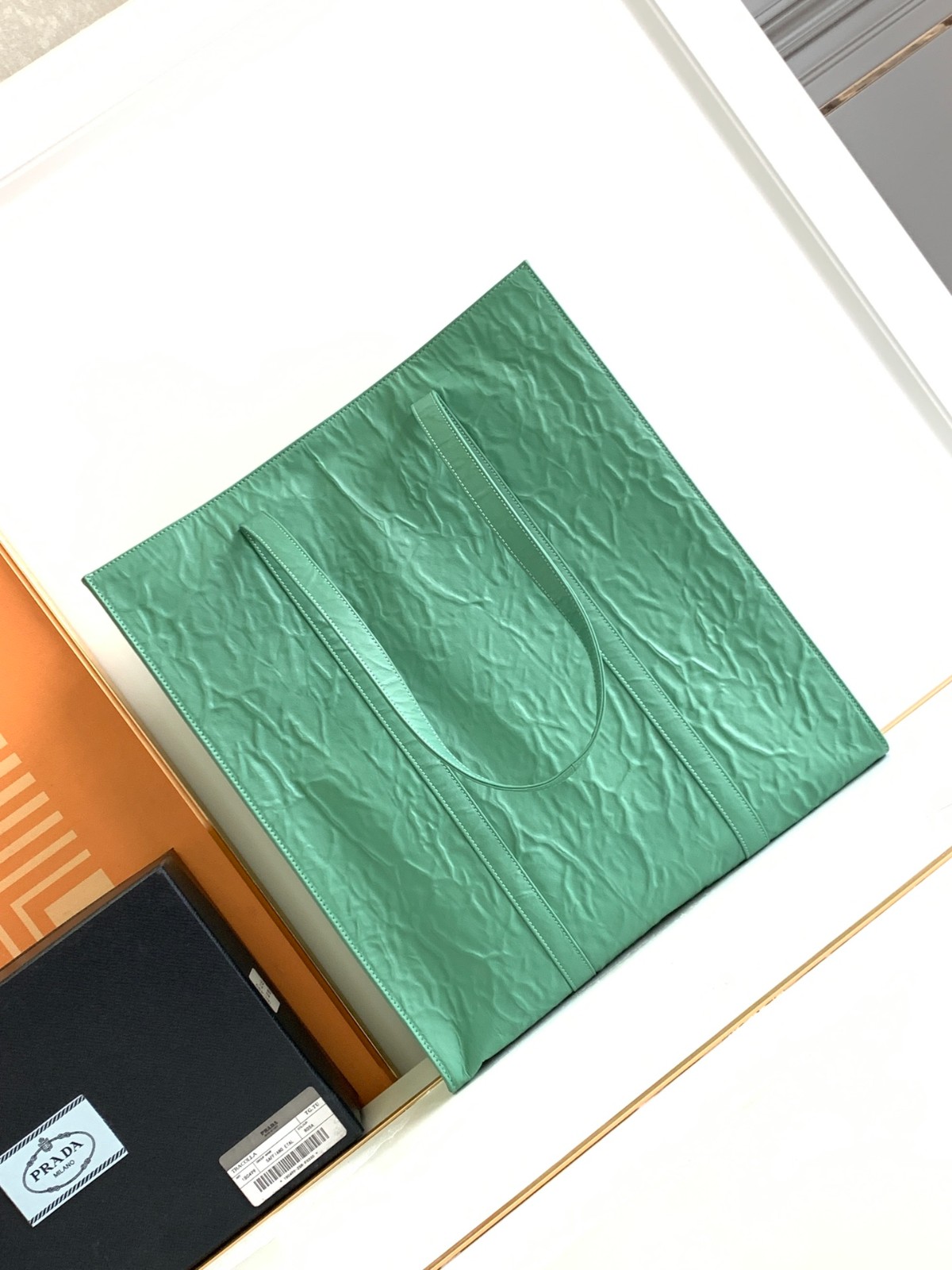 064 92123248 (36x39x13cm) 80123220 (30x30x8.5cm)