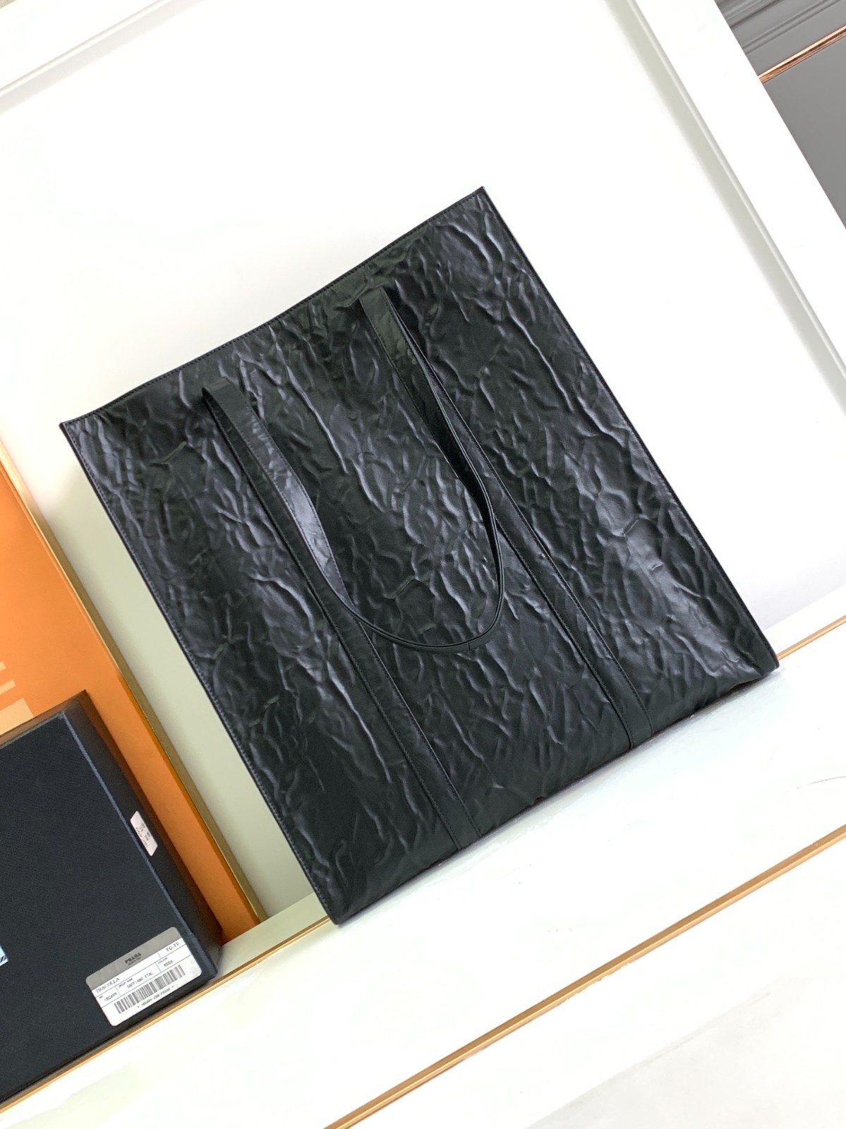 063 92123248 (36x39x13cm) 80123220 (30x30x8.5cm)