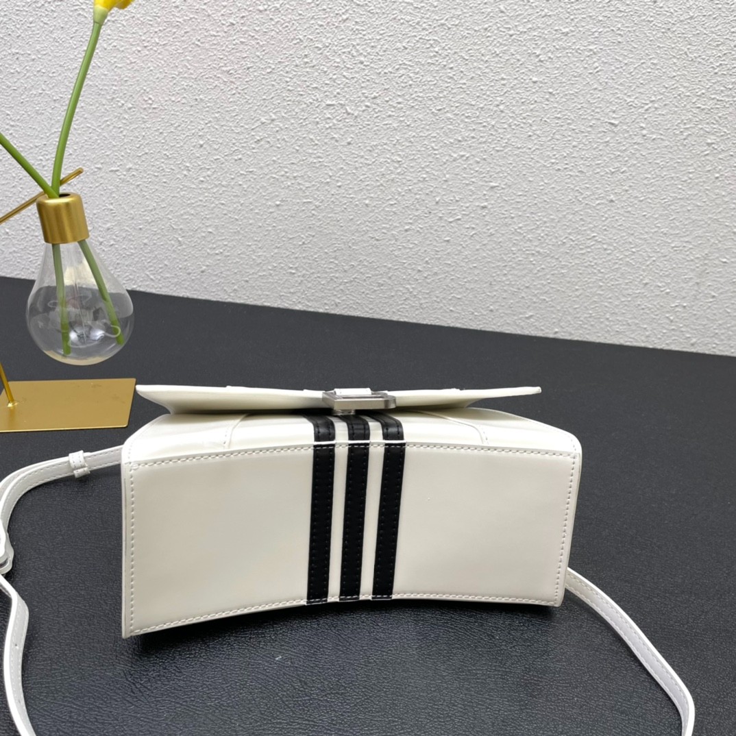 41 111#306-Balenciaga-Bags-2023SS