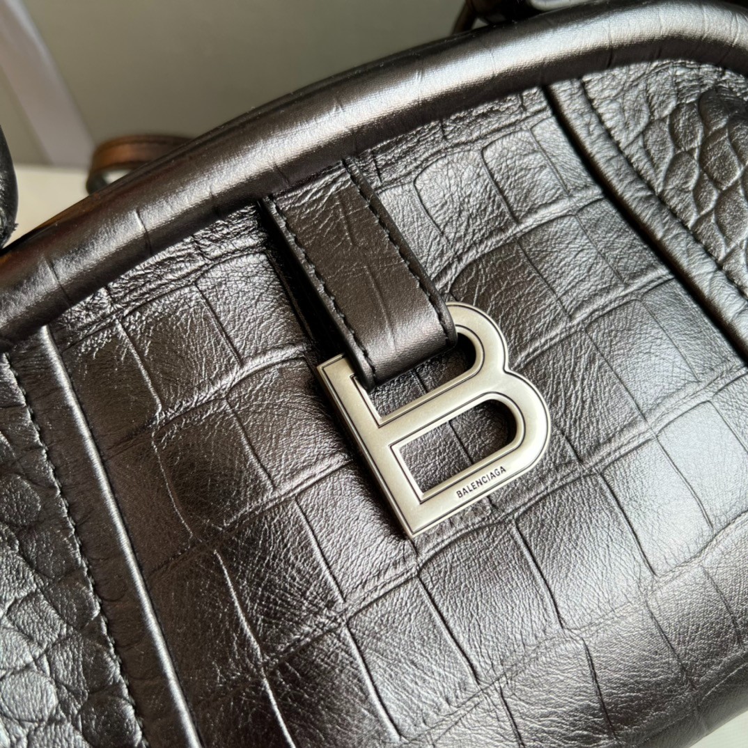 40 110#306-Balenciaga-Bags-2023SS
