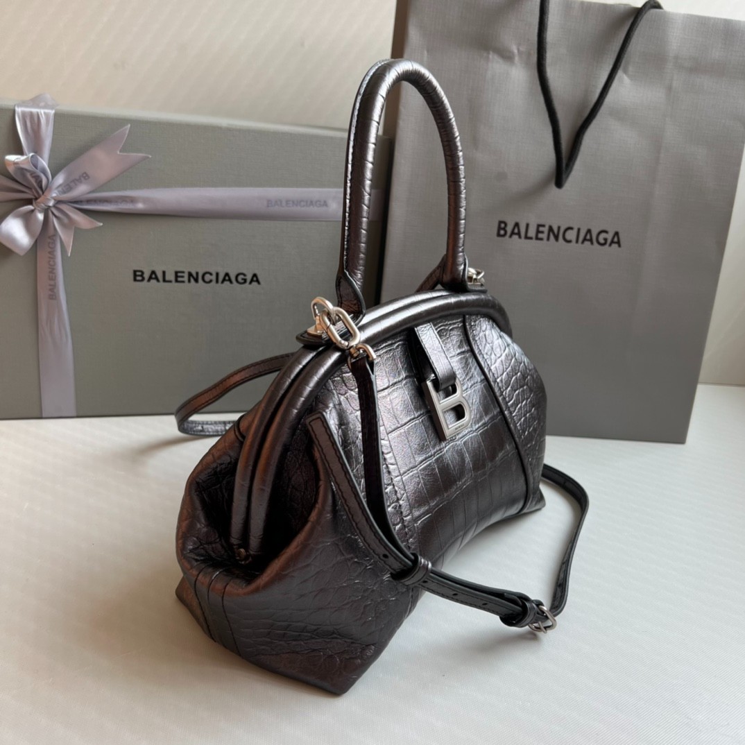 40 110#306-Balenciaga-Bags-2023SS