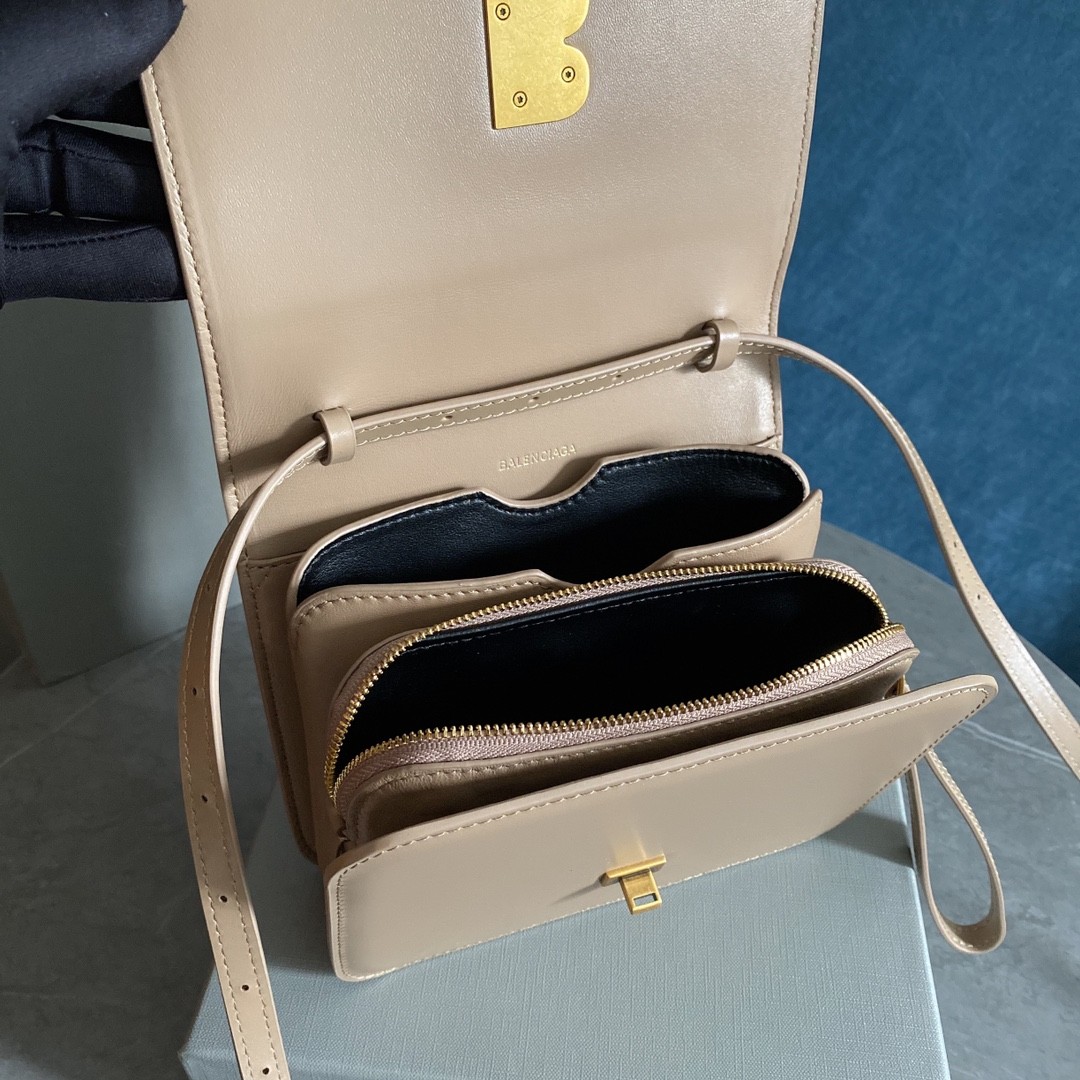 32 102#306-Balenciaga-Bags-2023SS