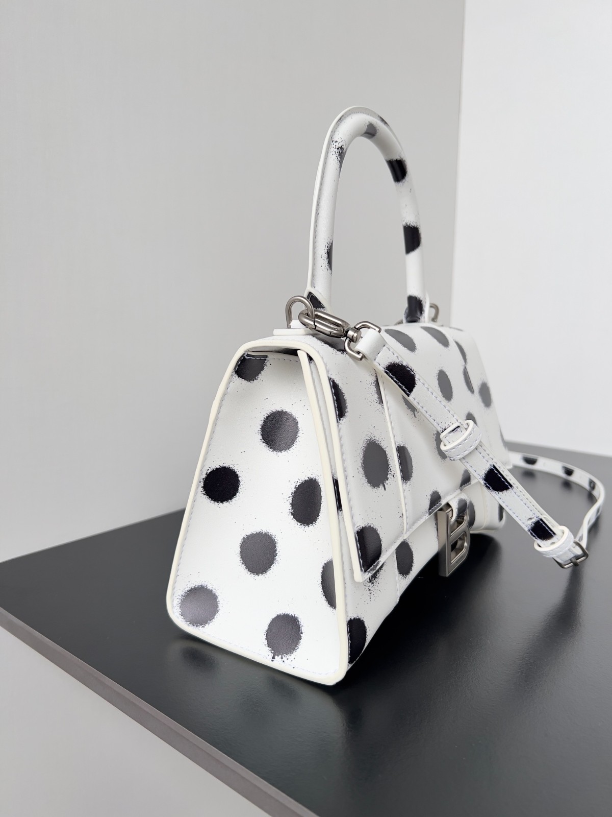 110 060#306-Balenciaga-Bags-2023SS