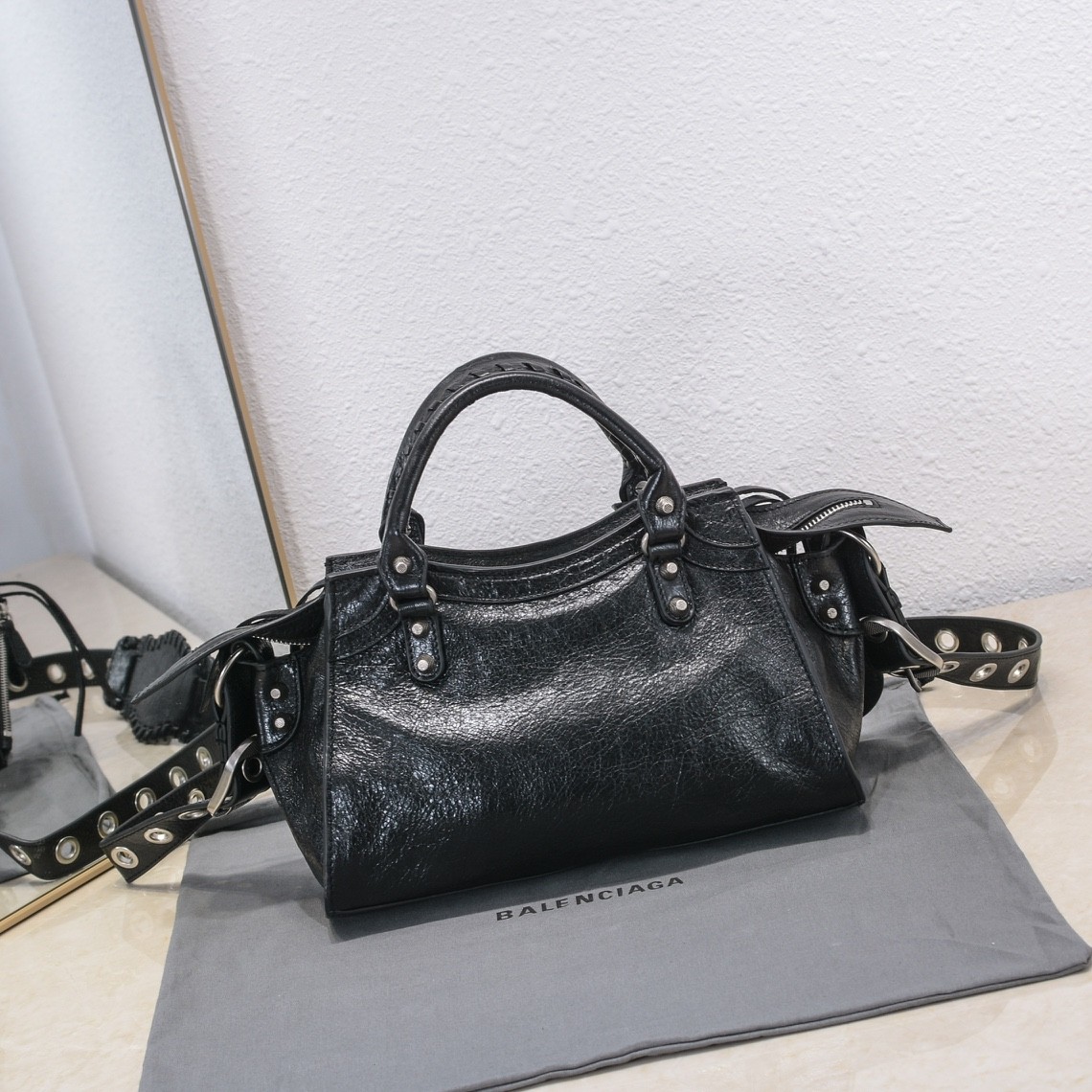 109 059#306-Balenciaga-Bags-2023SS