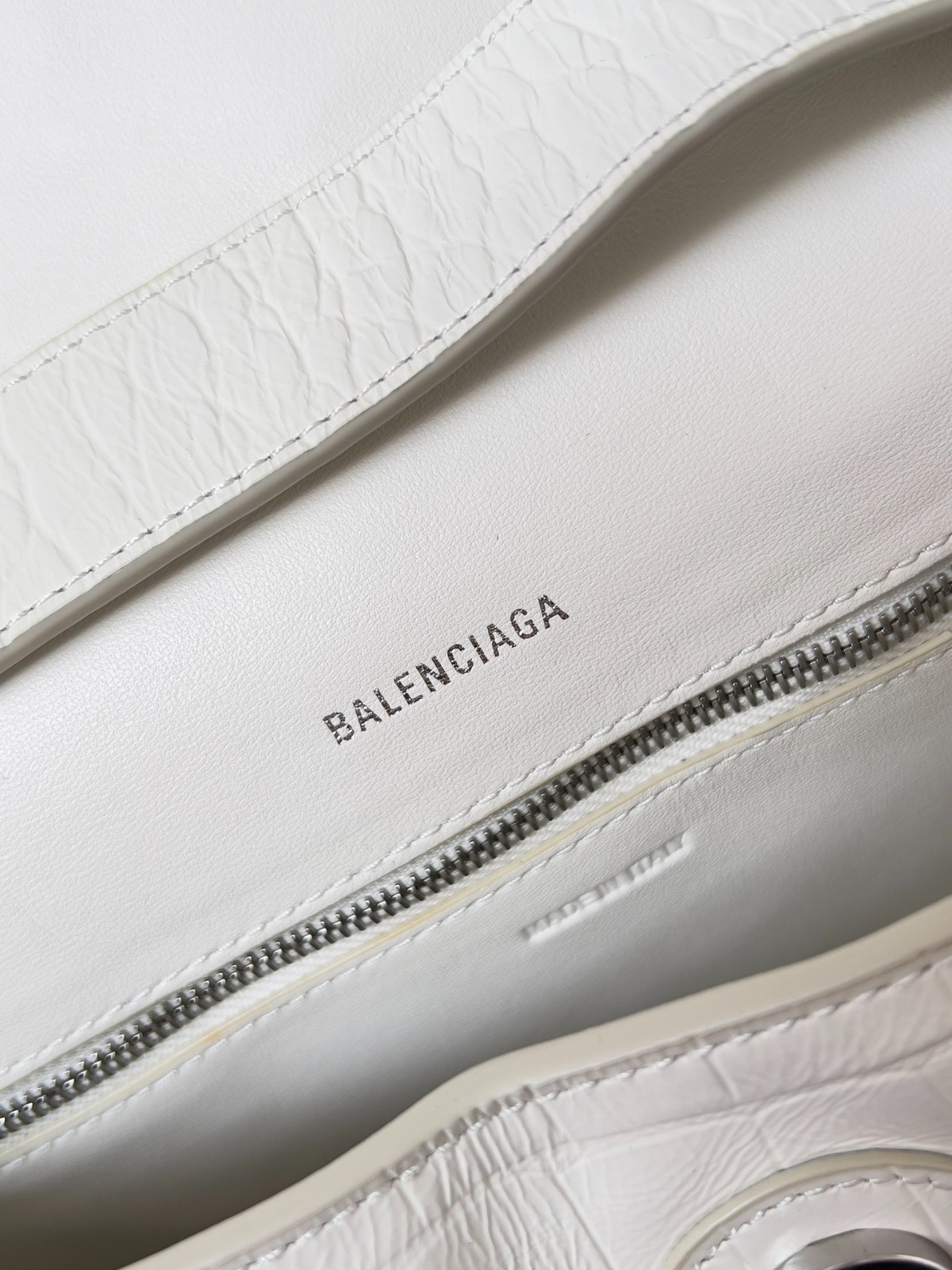107 057#306-Balenciaga-Bags-2023SS