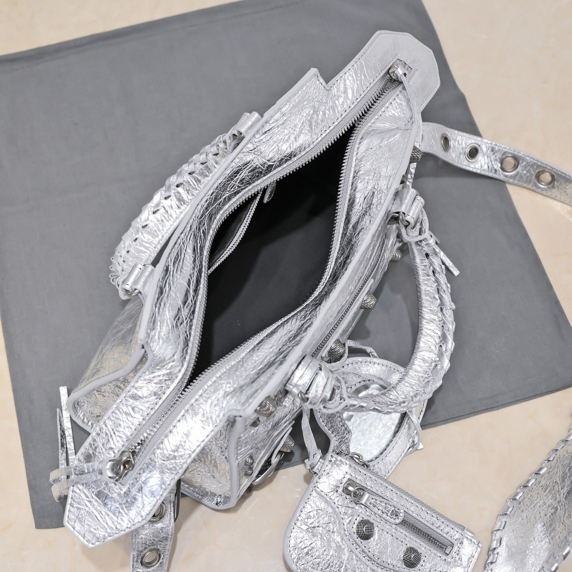 039 039#306-Balenciaga-Bags-02-2023SS