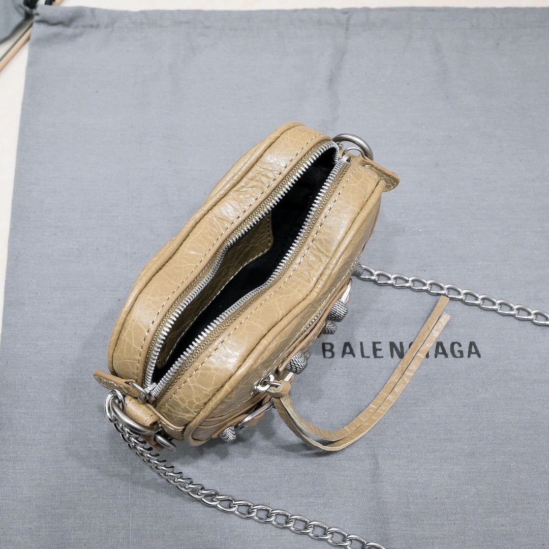 016 016#306-Balenciaga-Bags-02-2023SS