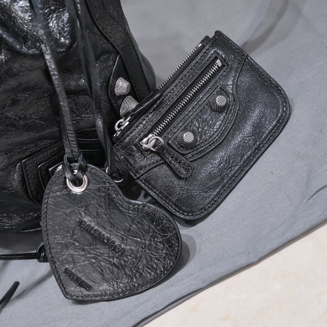 008 008#306-Balenciaga-Bags-02-2023SS