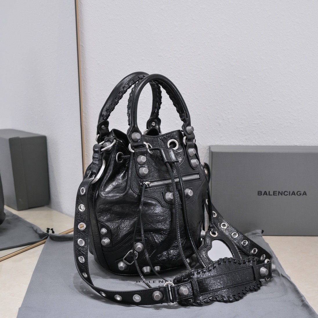 008 008#306-Balenciaga-Bags-02-2023SS