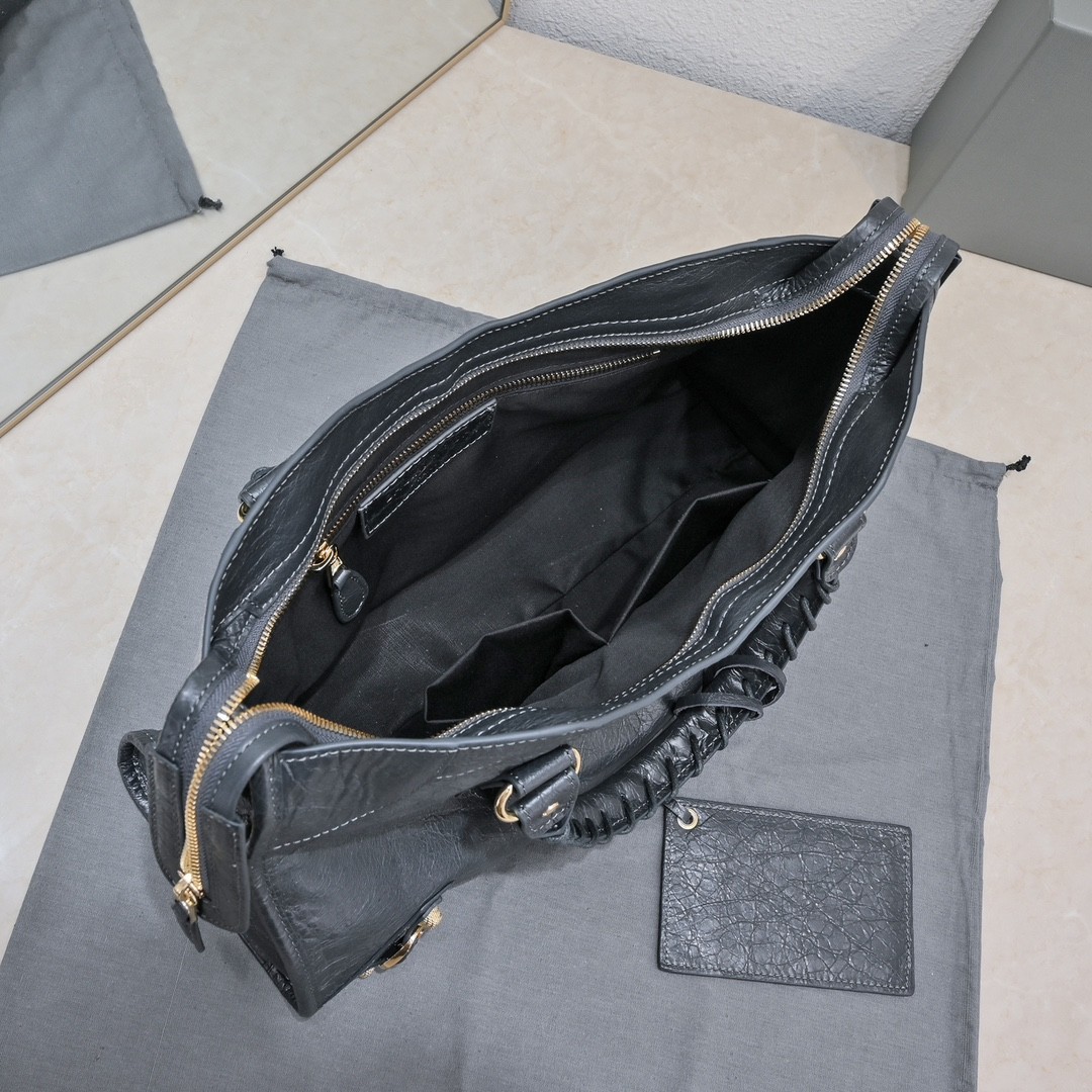002 002#306-Balenciaga-Bags-02-2023SS