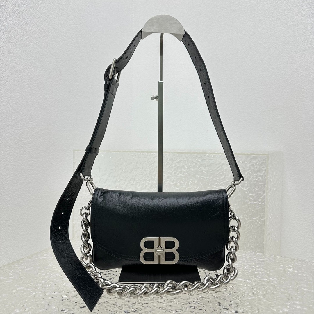 002 （23cm）（36cm）