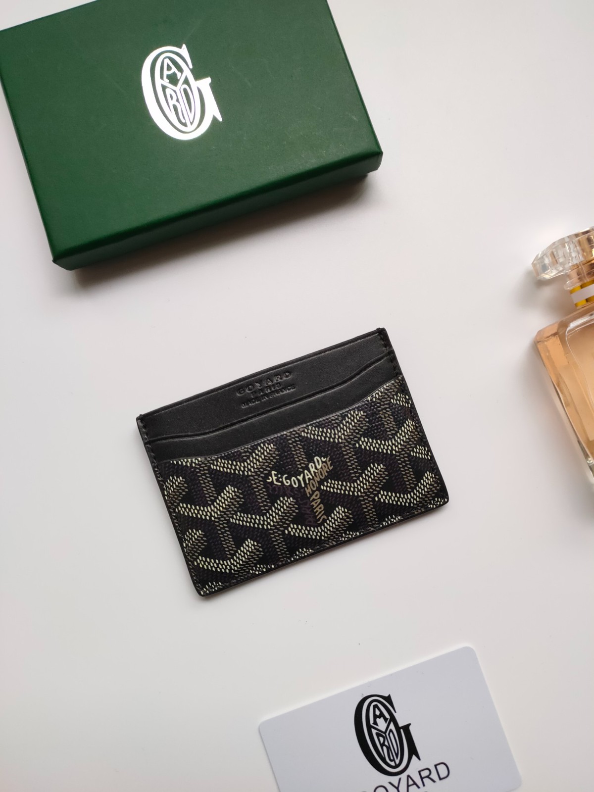 068 008#306-Wallets-01-2023SS