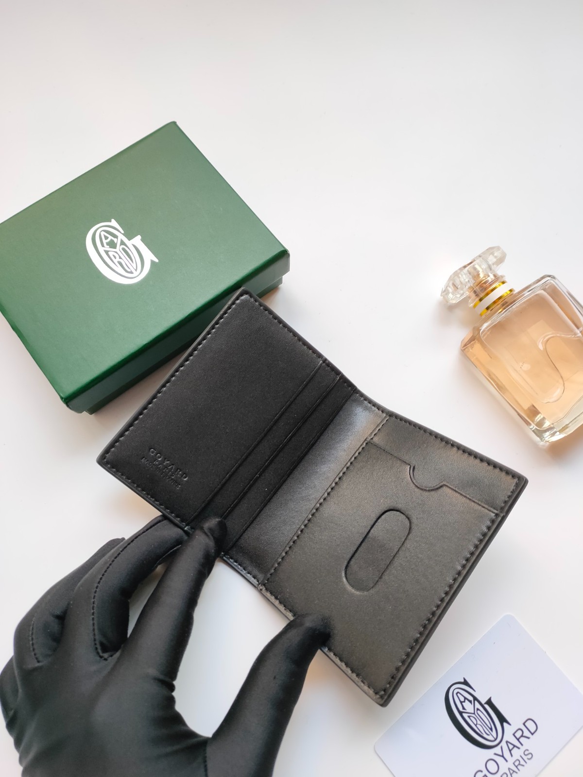 067 007#306-Wallets-01-2023SS