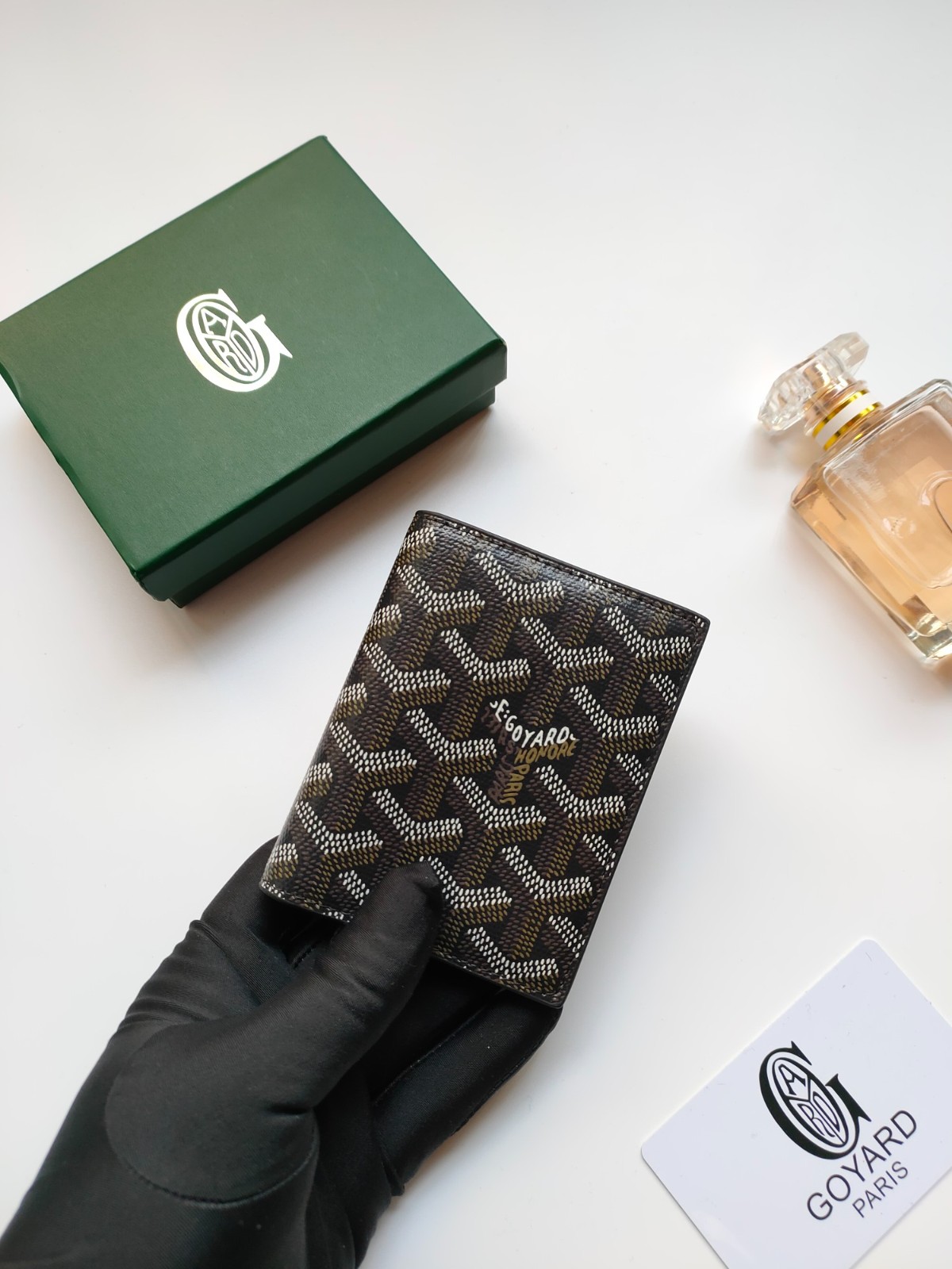 067 007#306-Wallets-01-2023SS