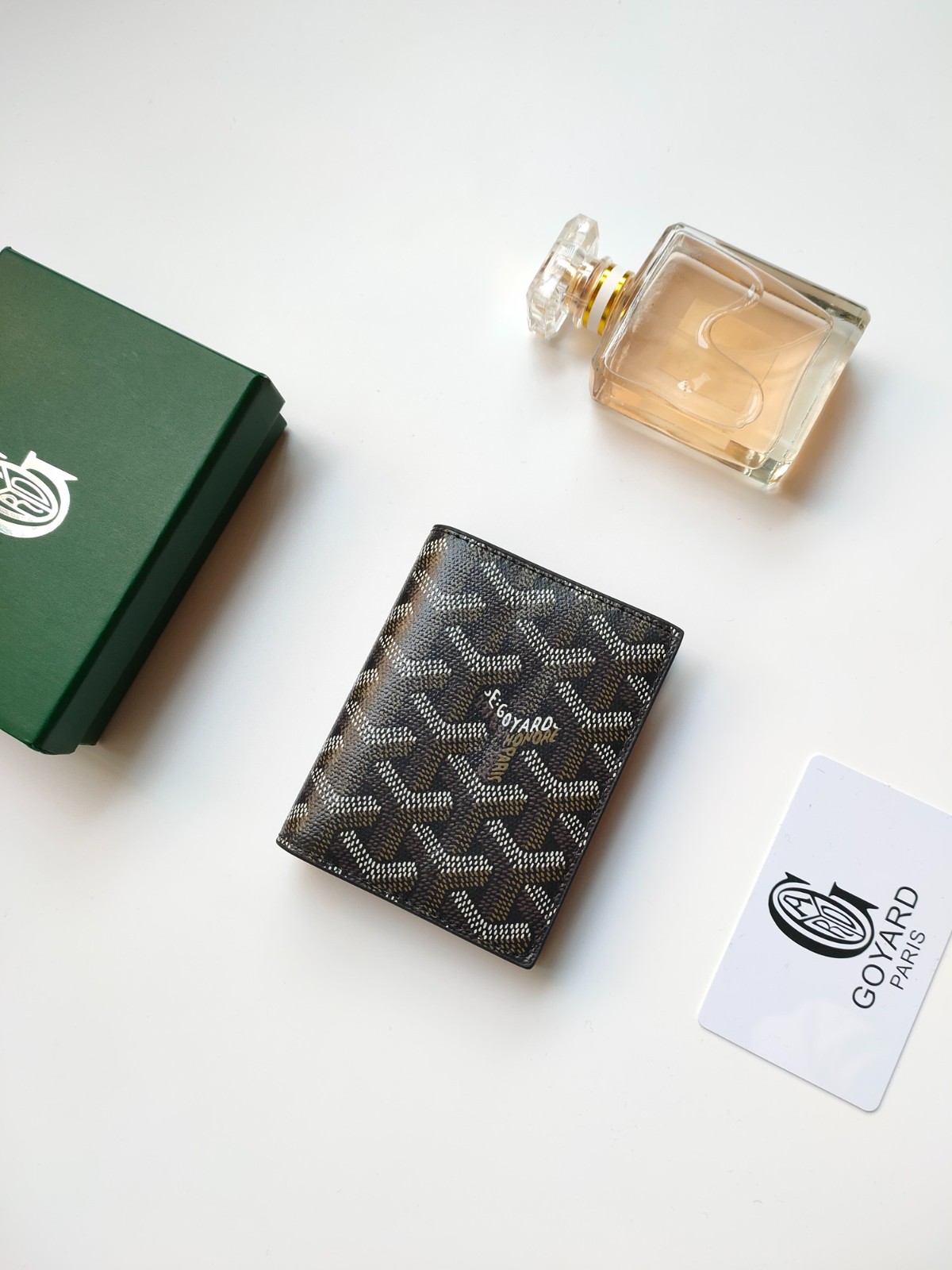 067 007#306-Wallets-01-2023SS