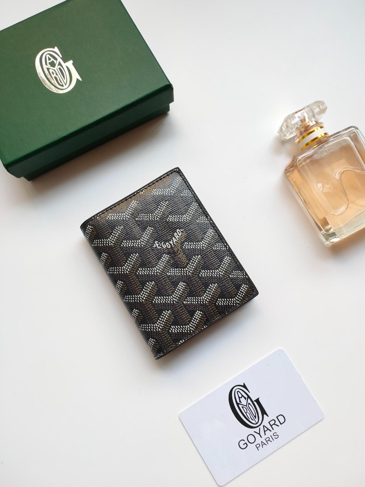 067 007#306-Wallets-01-2023SS