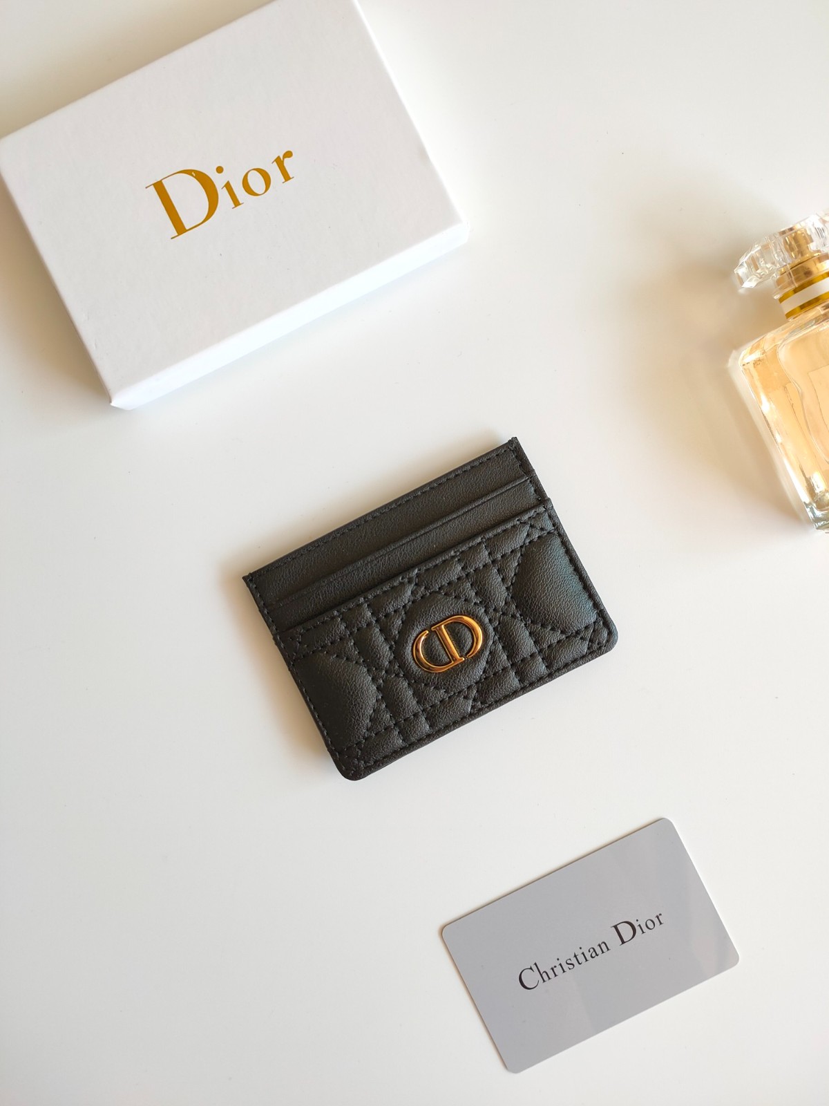 065 005#306-Wallets-01-2023SS