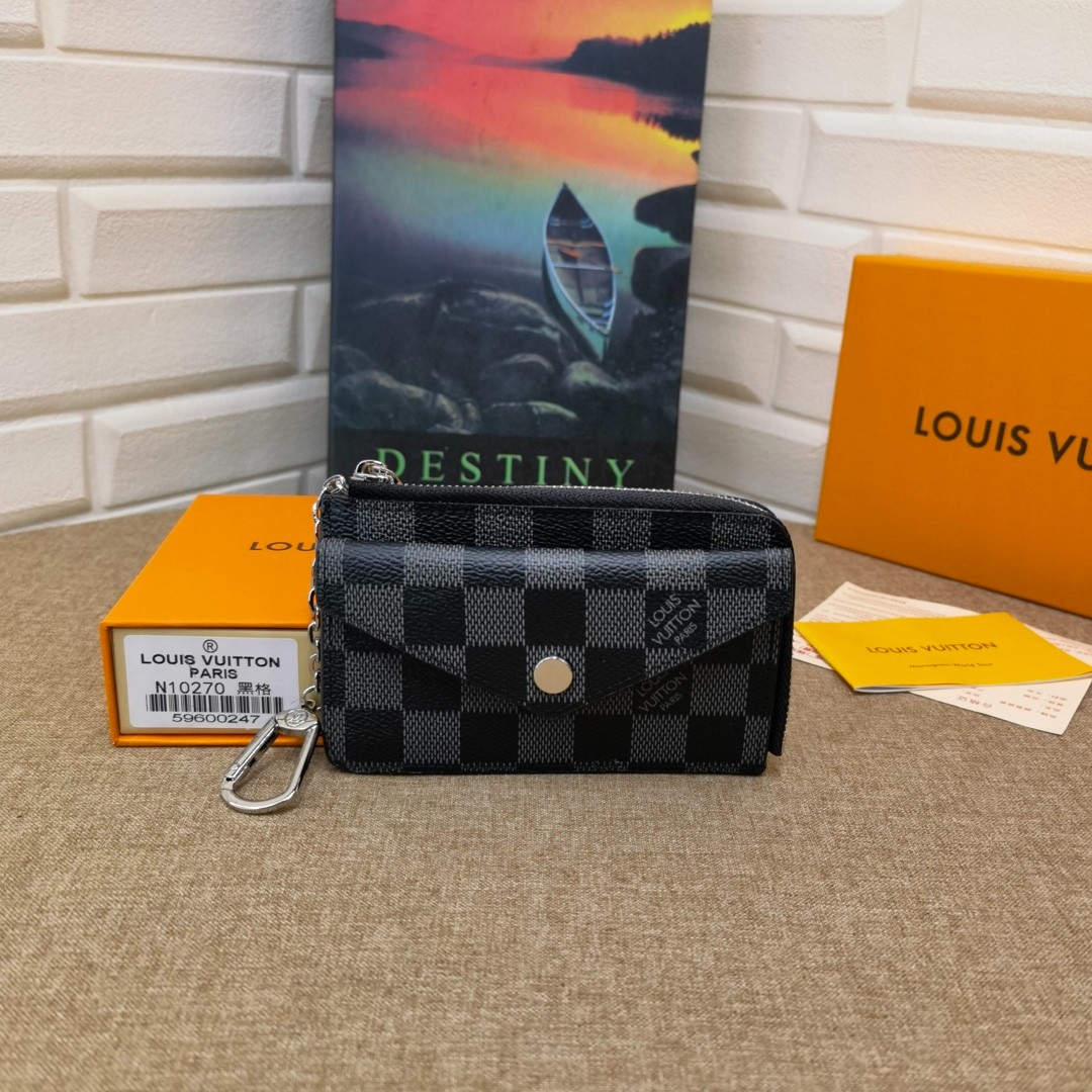 064 004#306-Wallets-01-2023SS