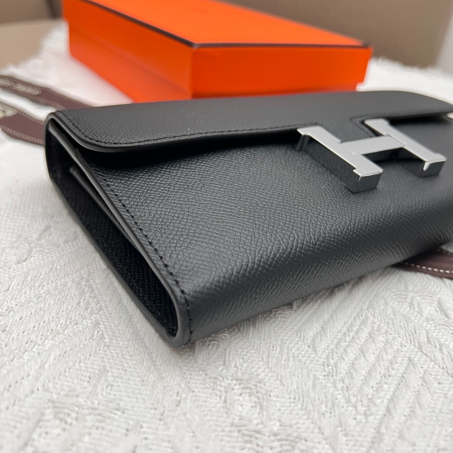 056 055#306-Wallets-02-2023SS
