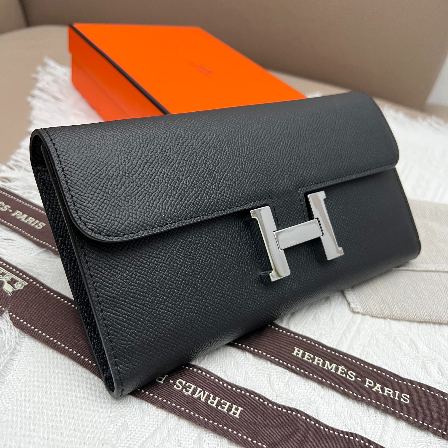 056 055#306-Wallets-02-2023SS