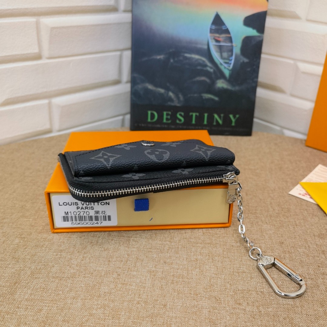 049 048#306-Wallets-02-2023SS