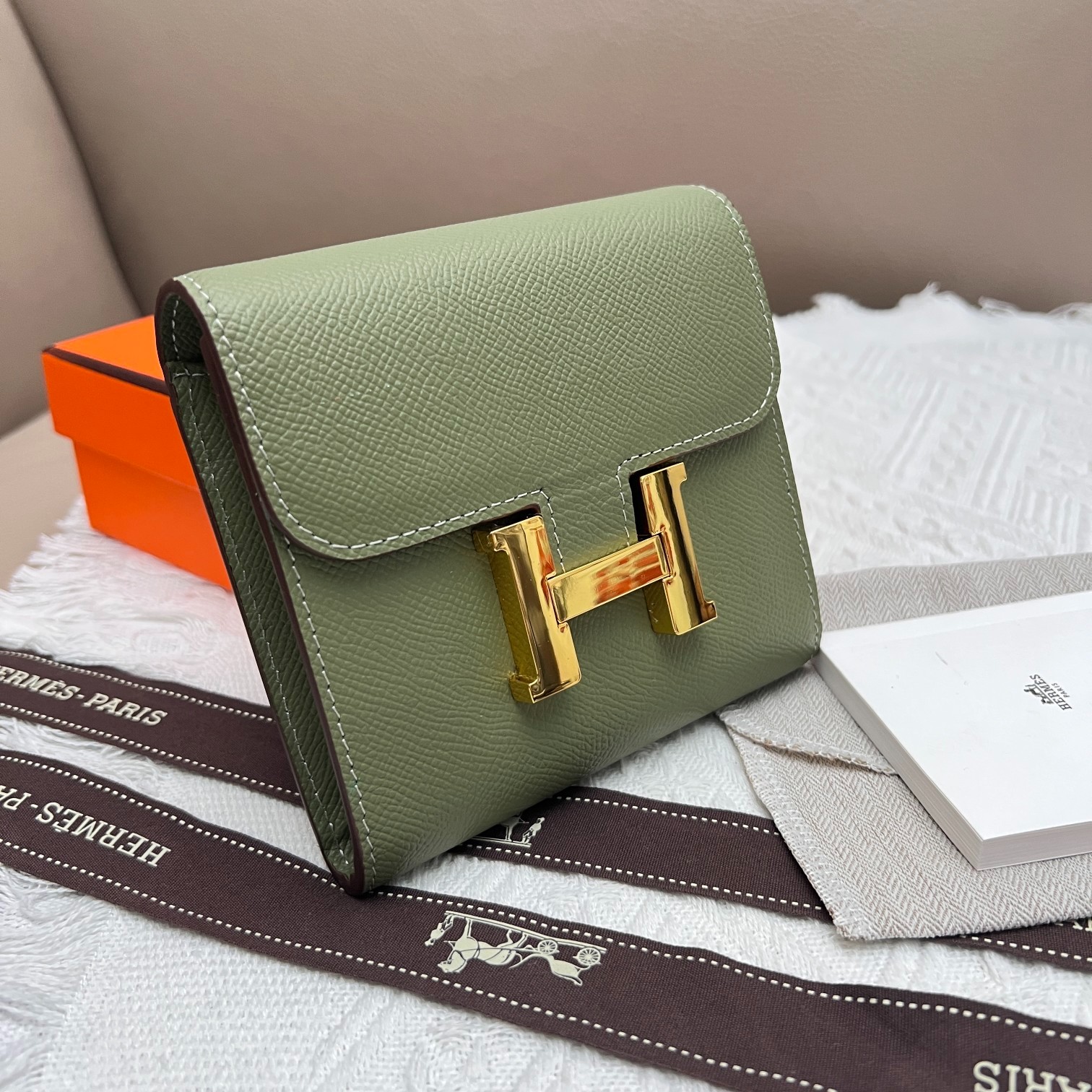 048 047#306-Wallets-02-2023SS