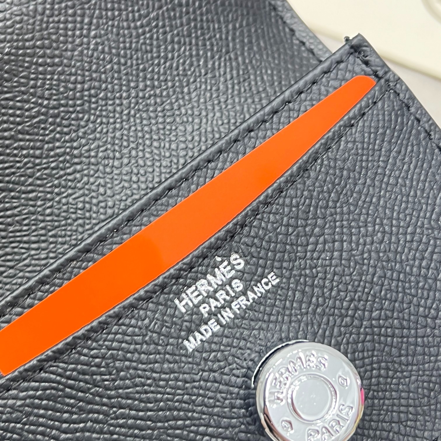 044 043#306-Wallets-02-2023SS