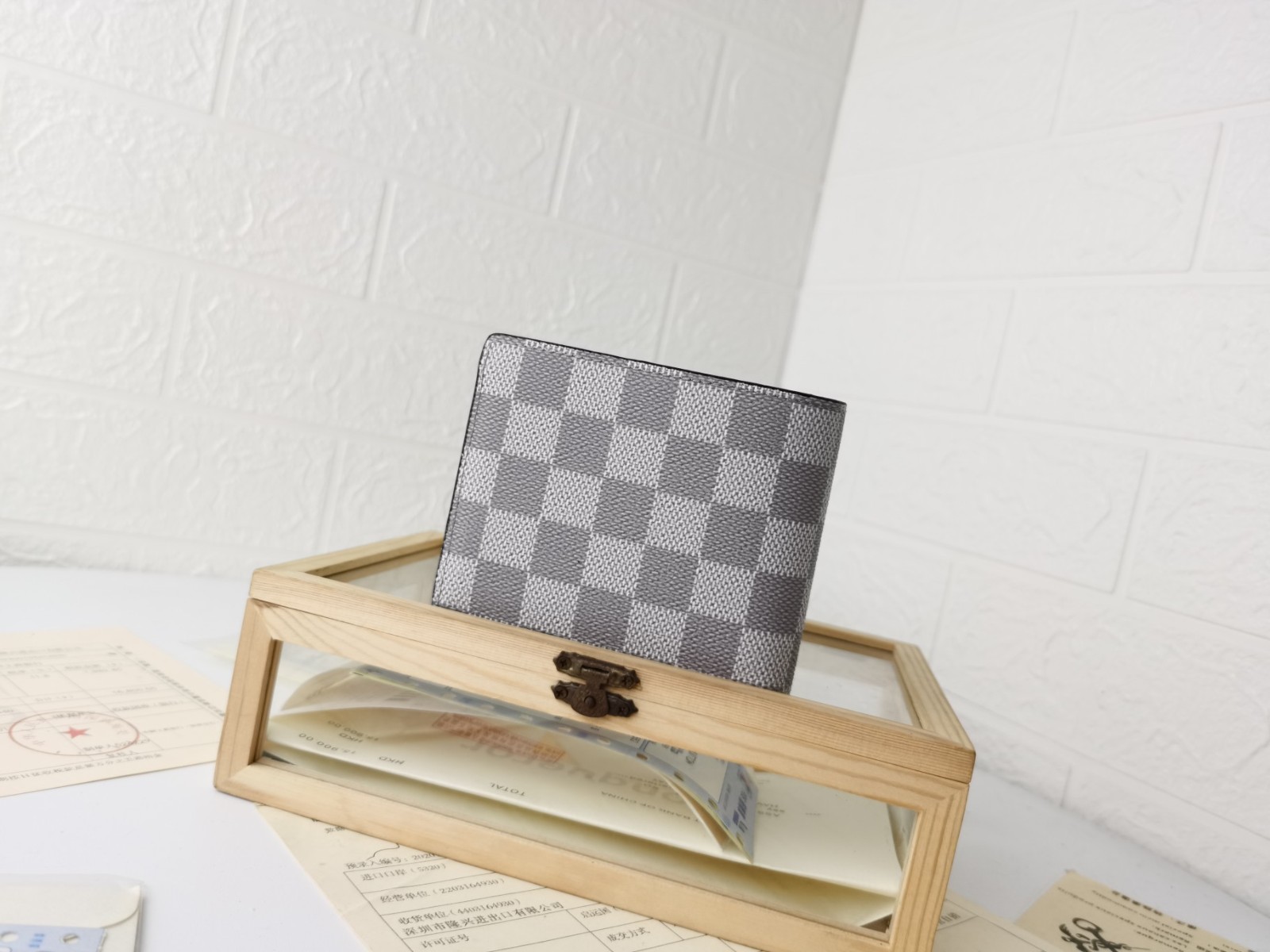 042 041#306-Wallets-02-2023SS