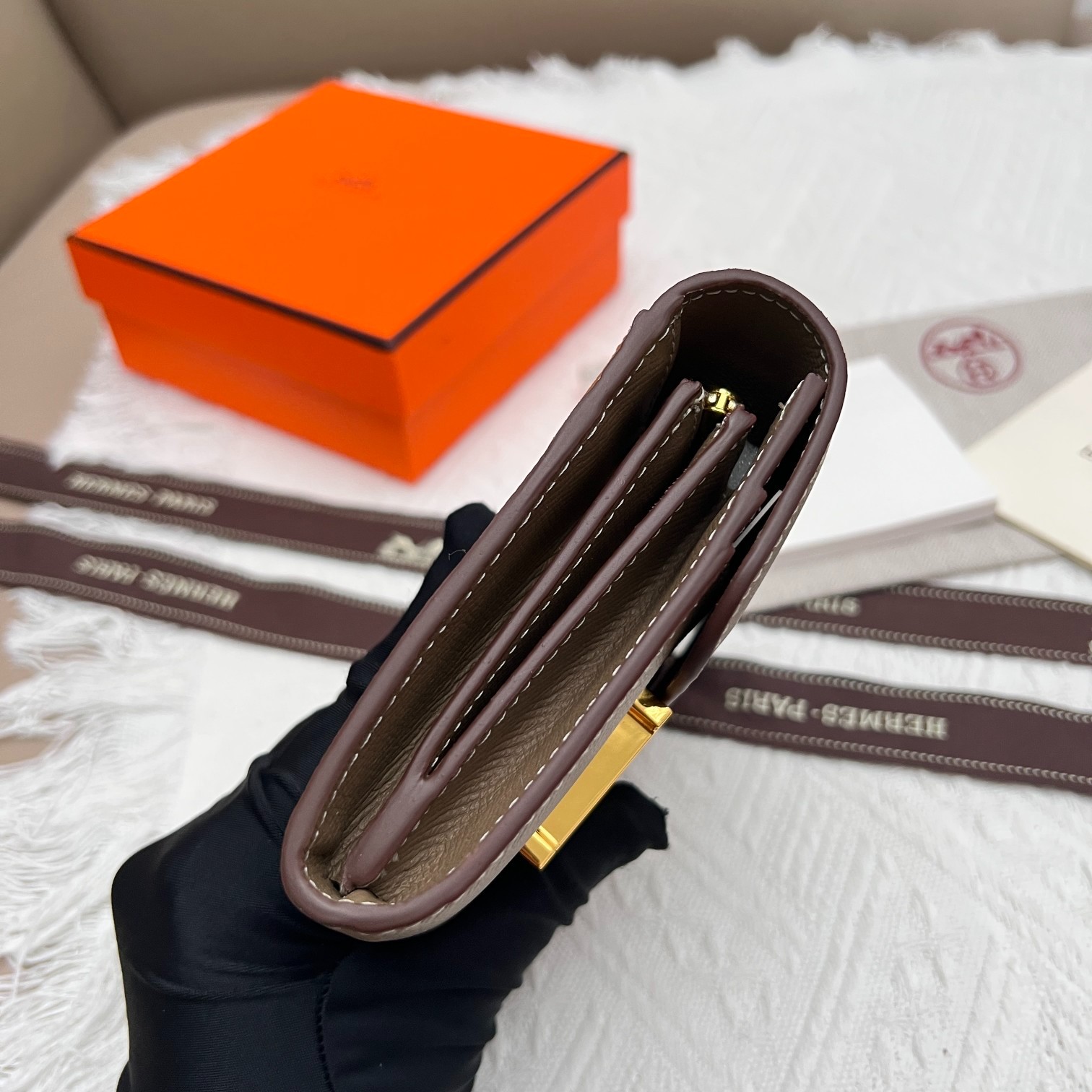 039 038#306-Wallets-02-2023SS