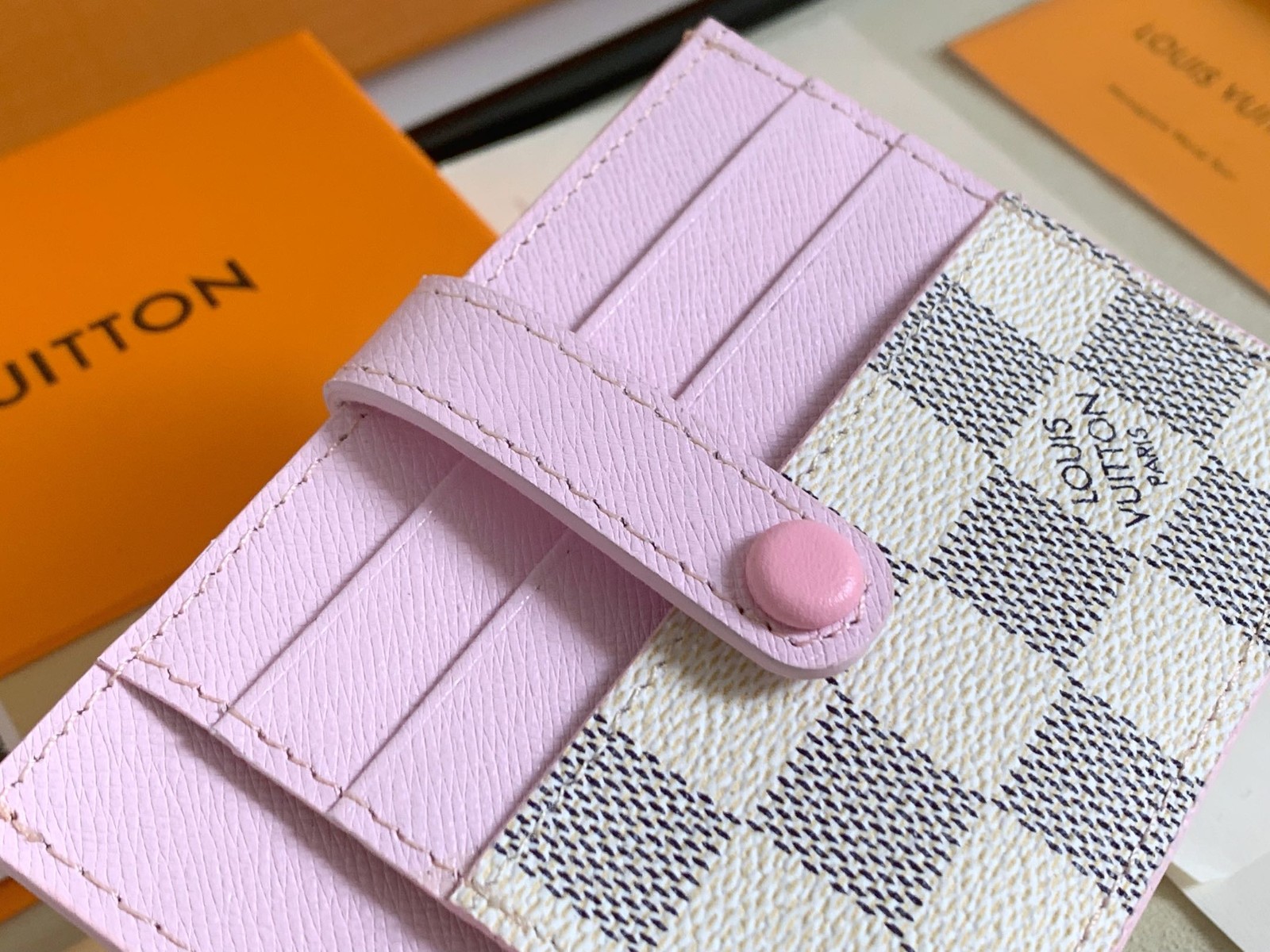 036 035#306-Wallets-02-2023SS
