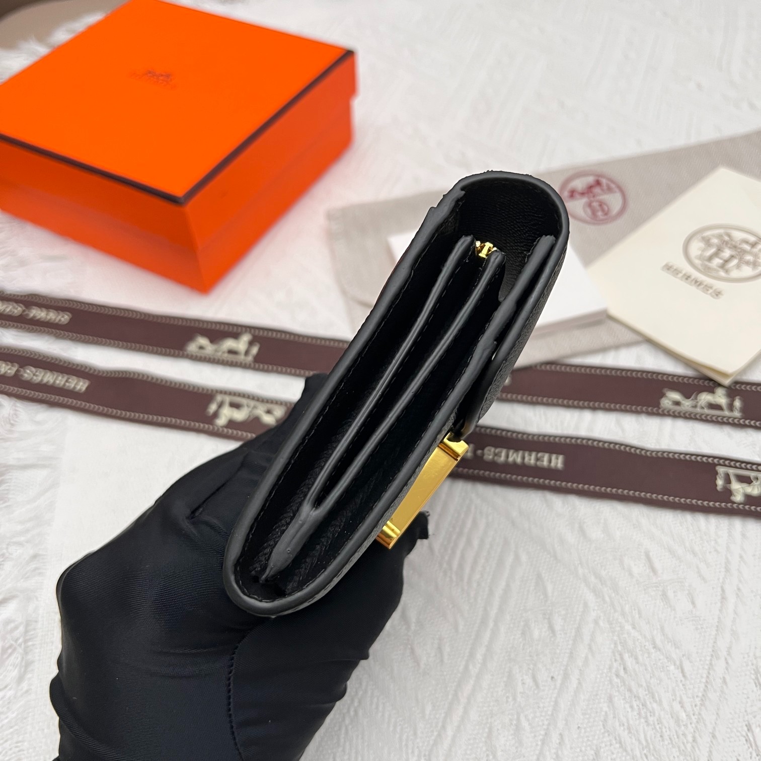 035 034#306-Wallets-02-2023SS