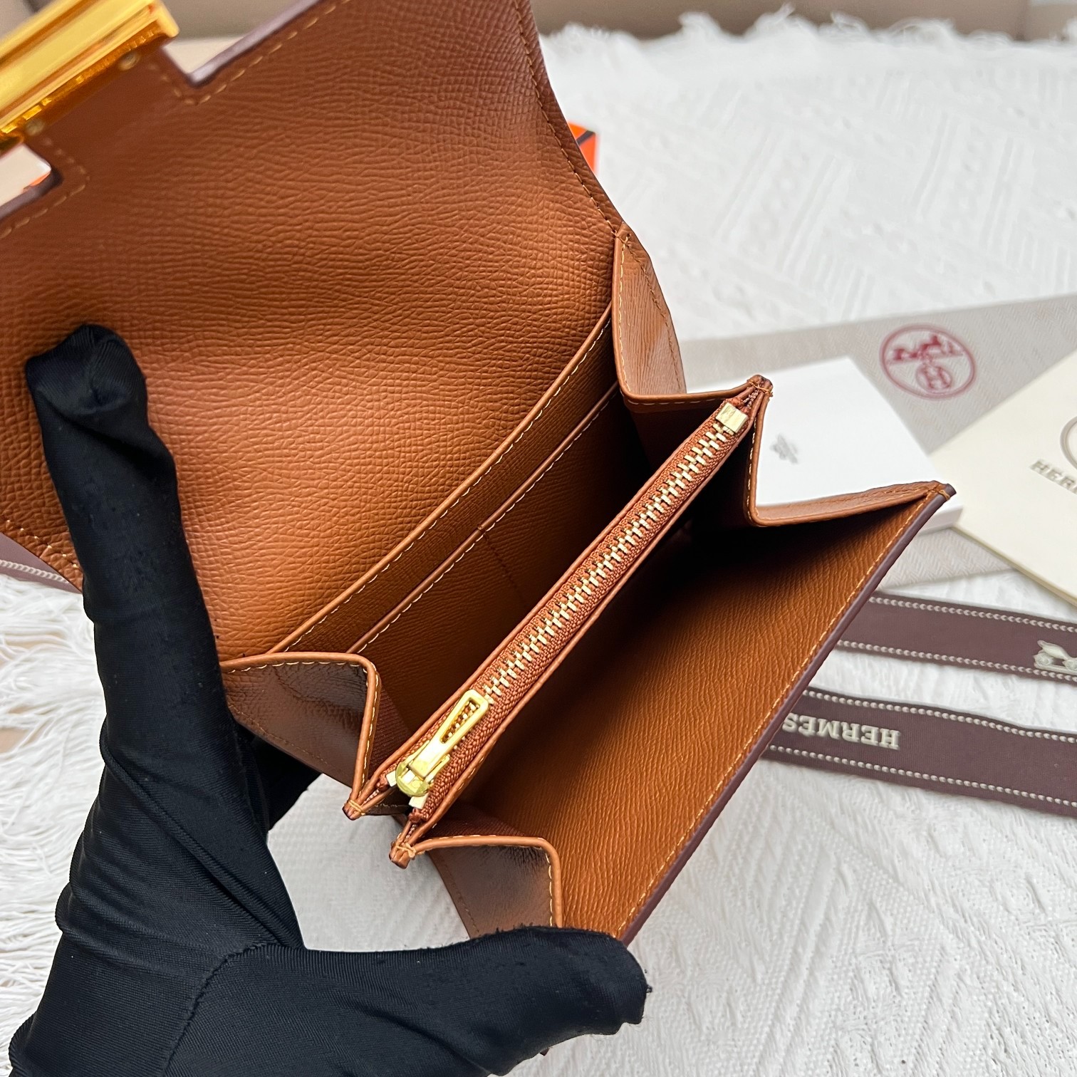 030 029#306-Wallets-02-2023SS